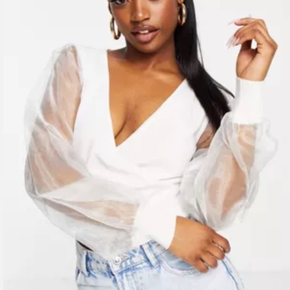 Sheer sleeve wrap shirt sz. S